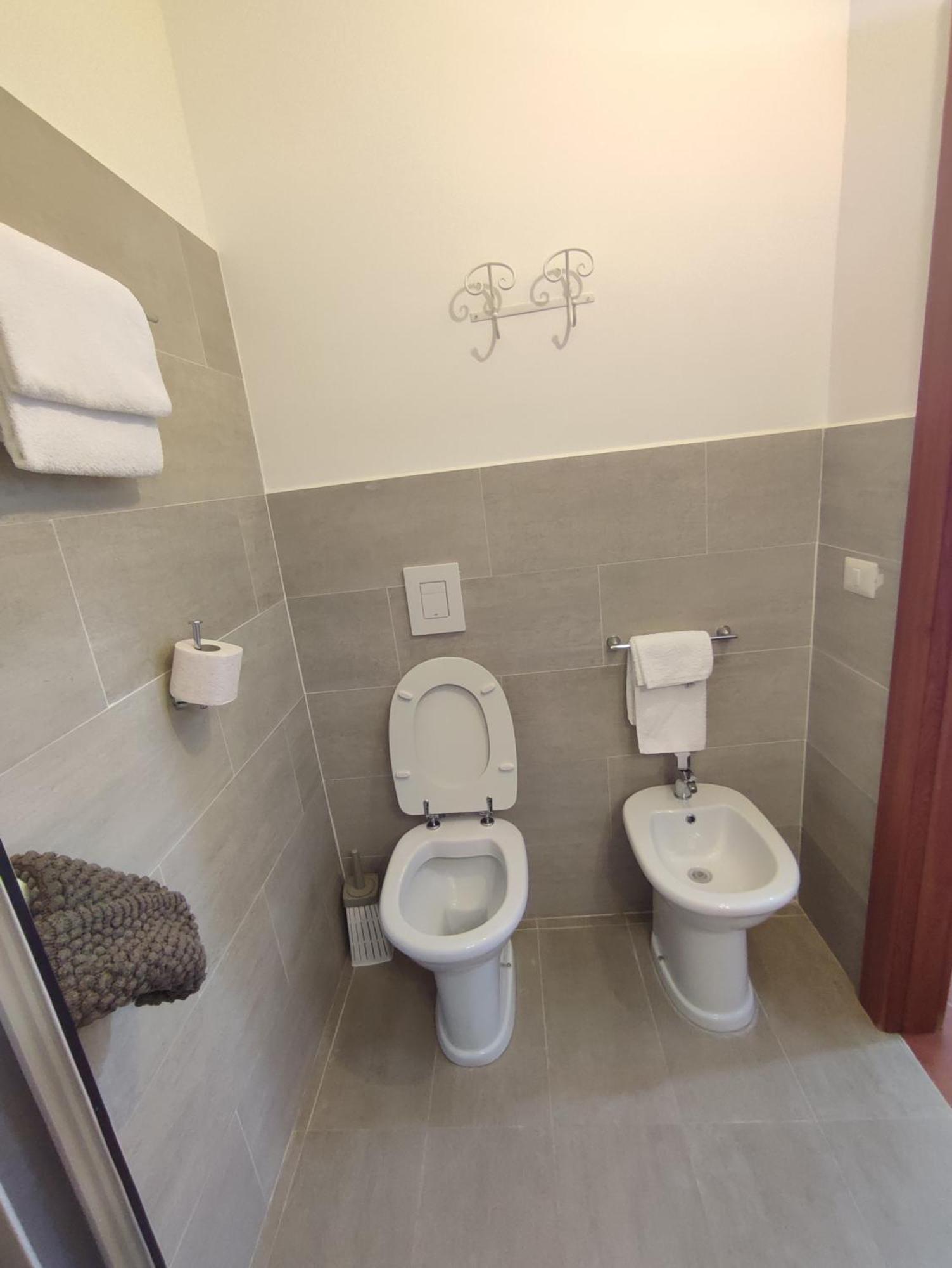 פסקיצ'י B&B Villa Nicoletta מראה חיצוני תמונה