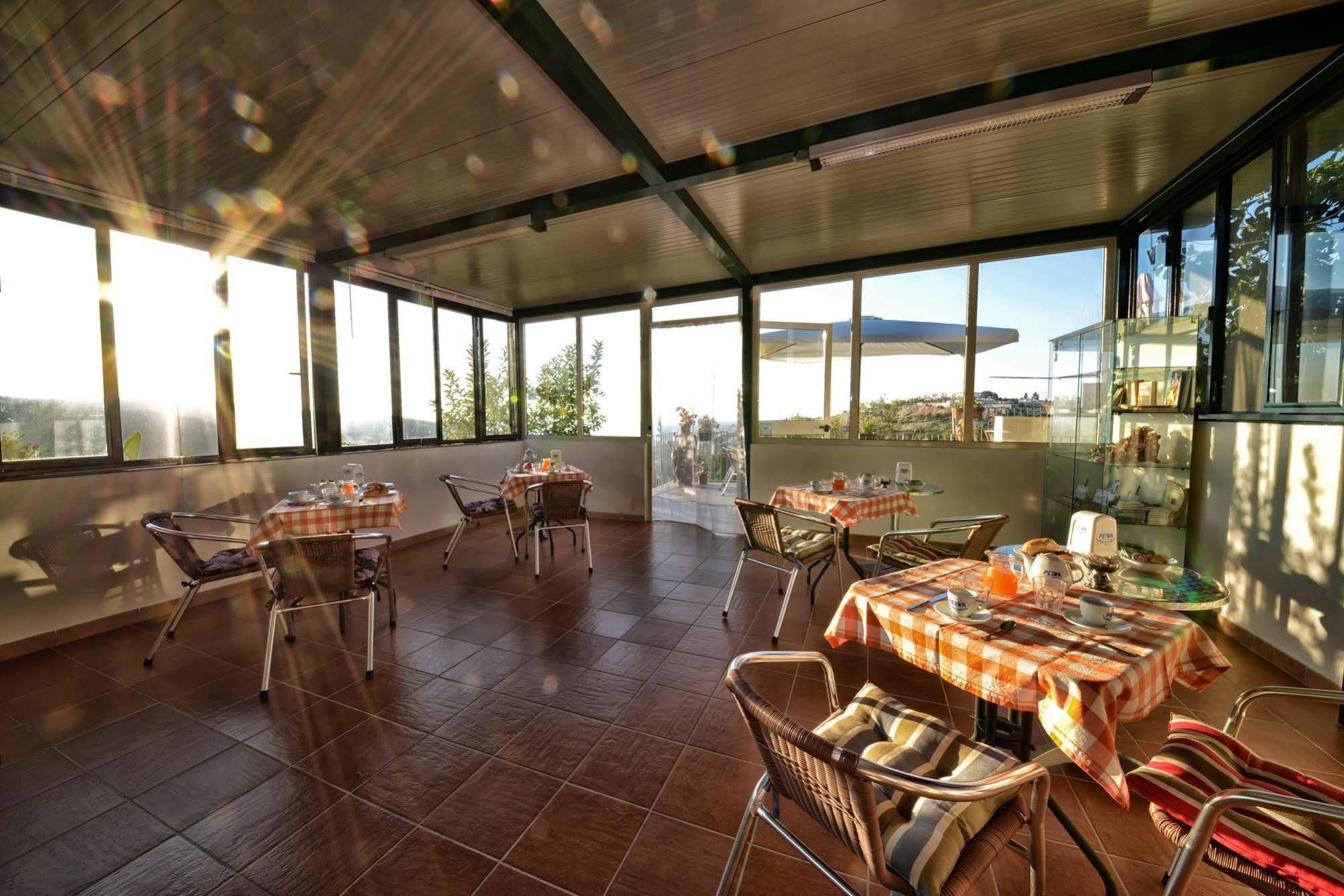 פסקיצ'י B&B Villa Nicoletta מראה חיצוני תמונה